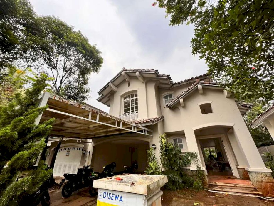 FOR RENT Tahunan Mediteranian Golf, Central Lippo Karawaci UNFURNISHED