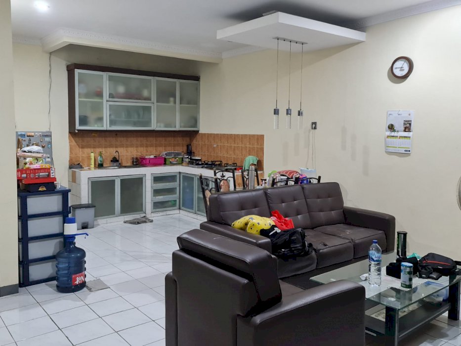 Rumah Sunrise Garden 2 lantai (Baru Renov) 087894134000