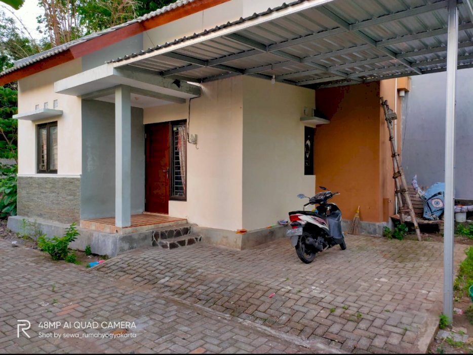 Di kontrakan rumah di seputaran jln Kaliurang