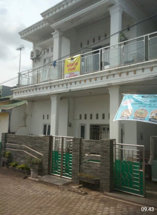 Dijual cepat rumah2 tingkat NEGO