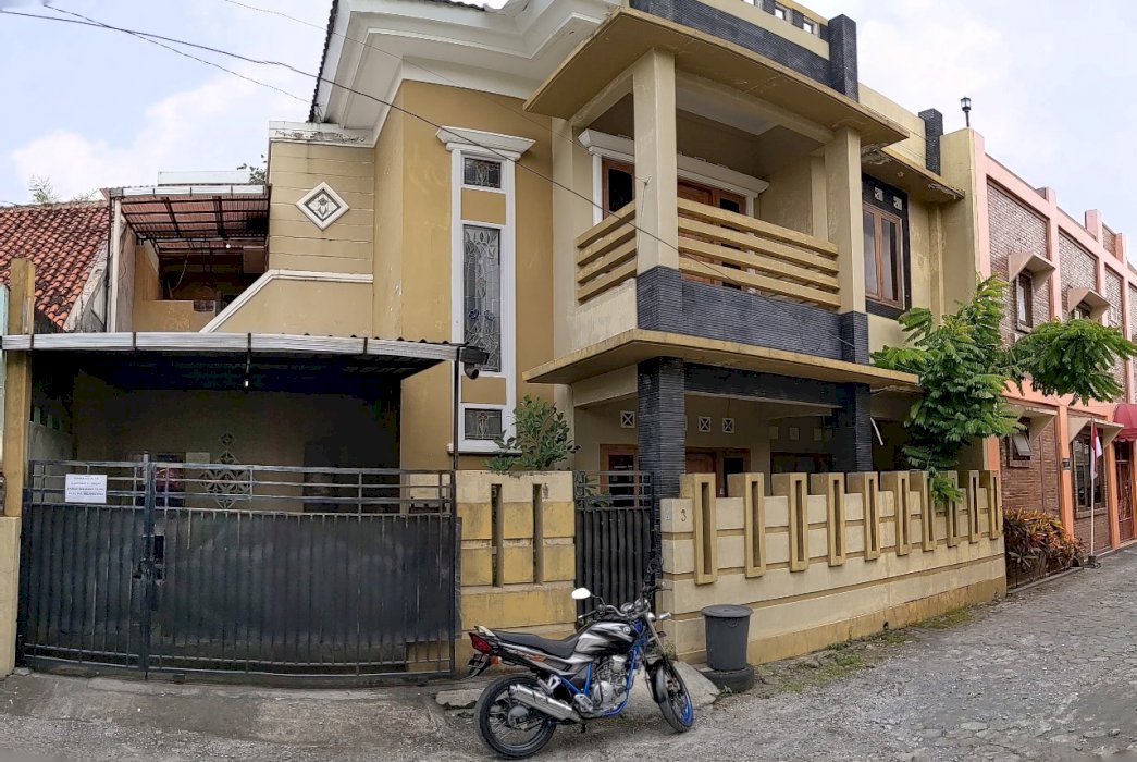 DIJUAL RUMAH SIAP HUNI DI SEPUTARAN CONDONG CATUR