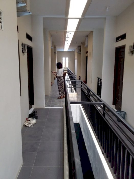 Dijuak Rumah Kosan 24kamar Strategis, di Johar Indah Karawang, Jawa Barat