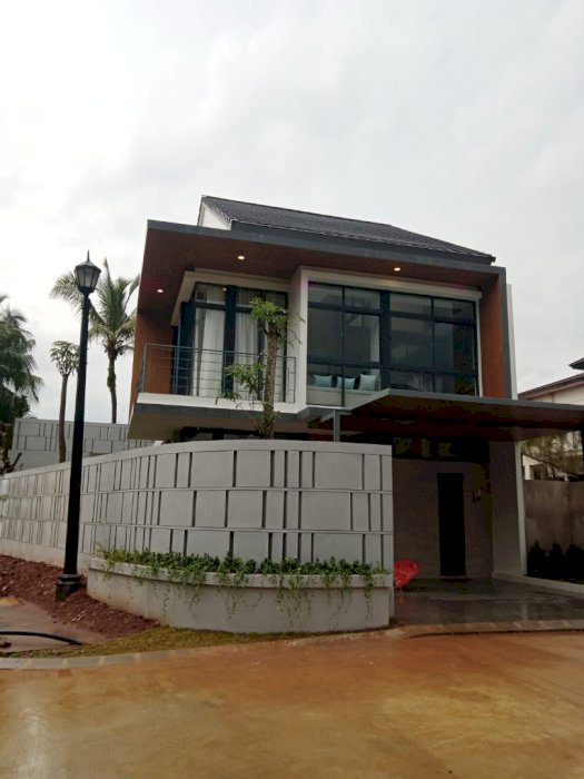 Rumah Cluster Baru Booking 18 Juta di Brava Homes Lippo Village Tangerang