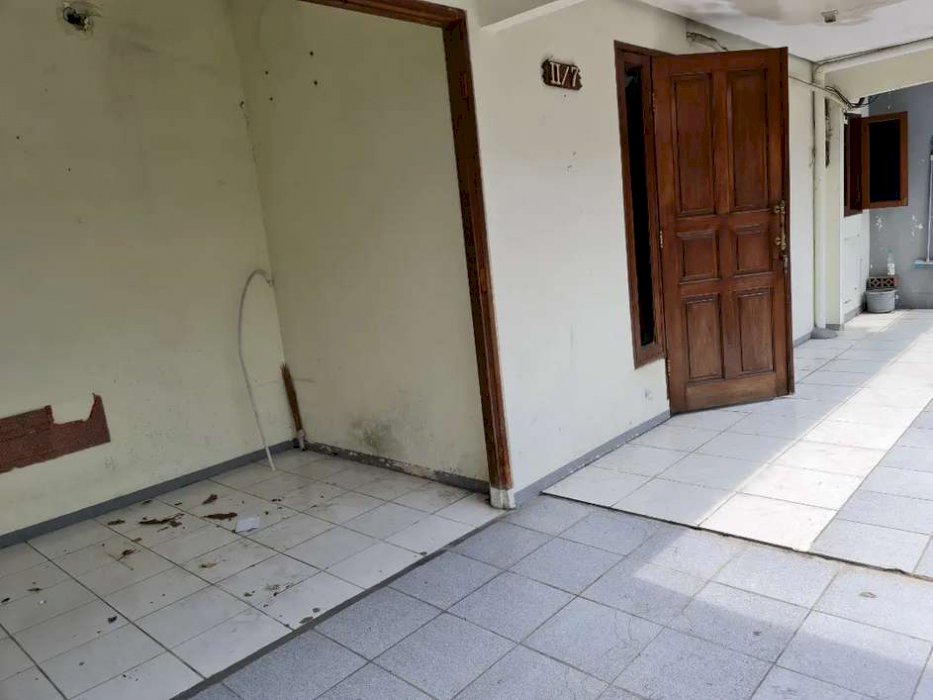 Rumah mungil rumah lama msh bisa huni