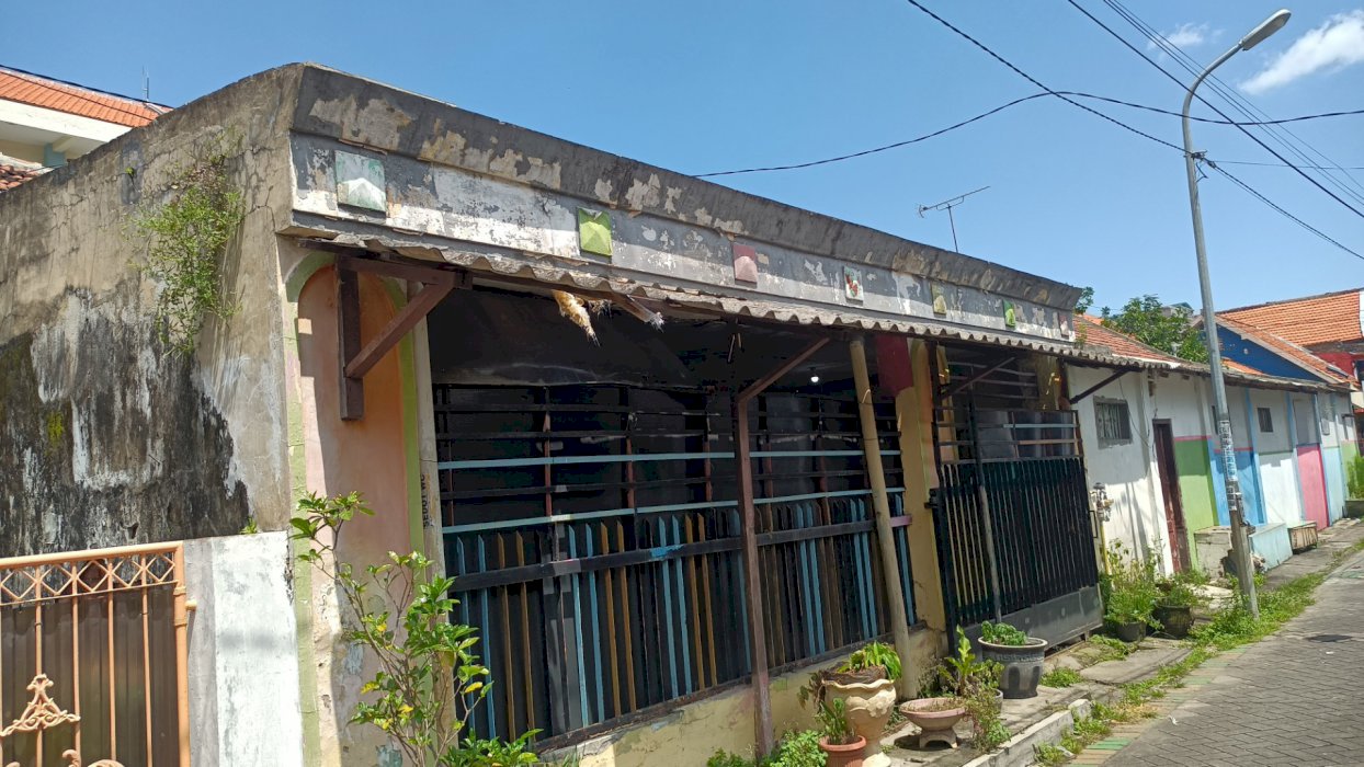 Dijual rumah tengah kota surabaya