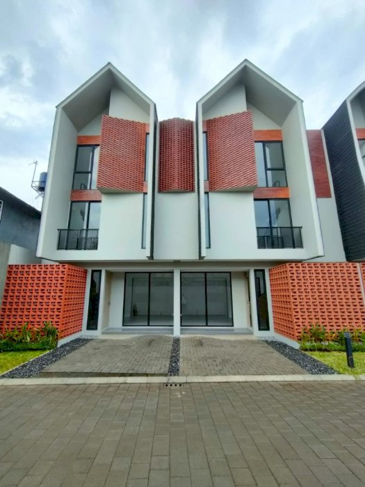 Townhouse exclusive yang nyaman di area Bintaro Ciputat