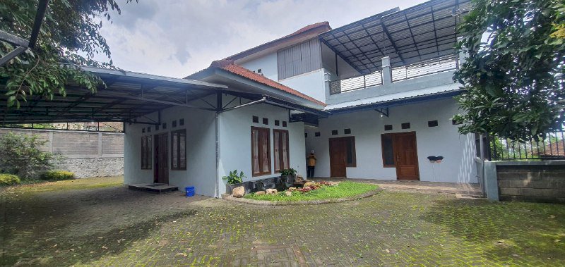 [Ready Stock] Rumah Villa Homestay Super Huge Type di Kota Batu