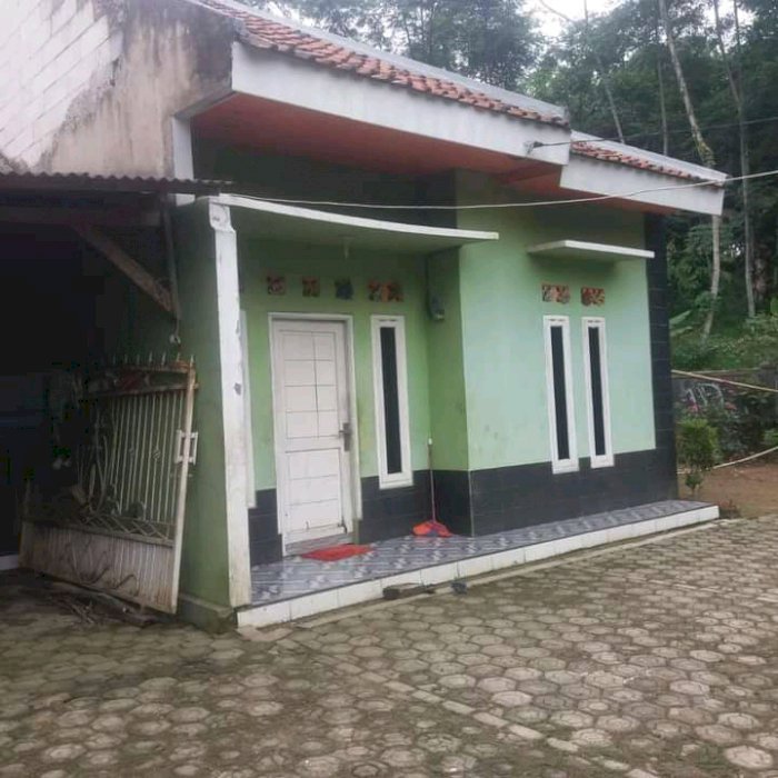 Jual rumah kampung