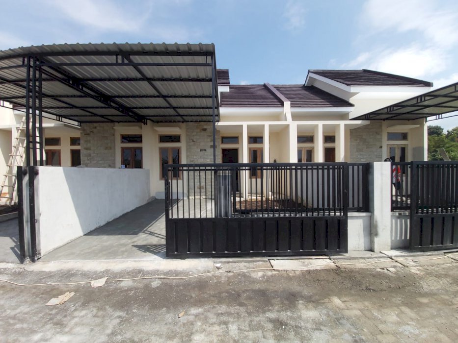 [Ready Stock] Rumah Minimalis Bisa Inhouse 12 Bulan di BMKG Karangploso