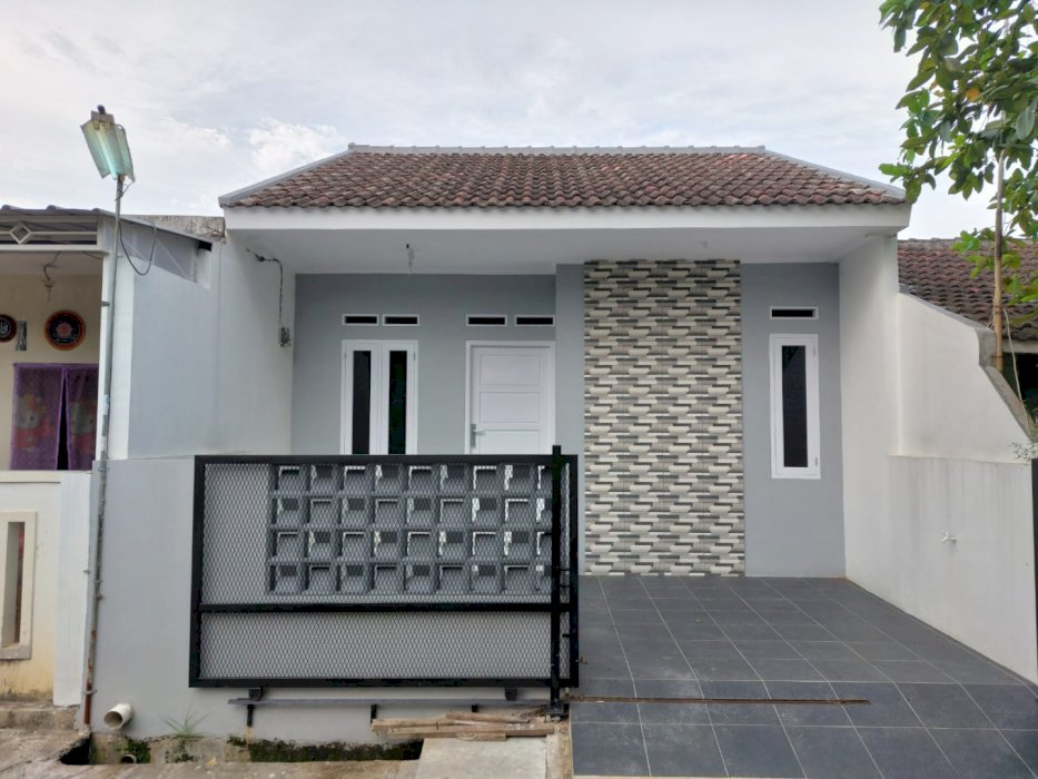 Rumah Minimalis Full Renovasi Dekat Kawasan Bisnis Telajung -Cikarang
