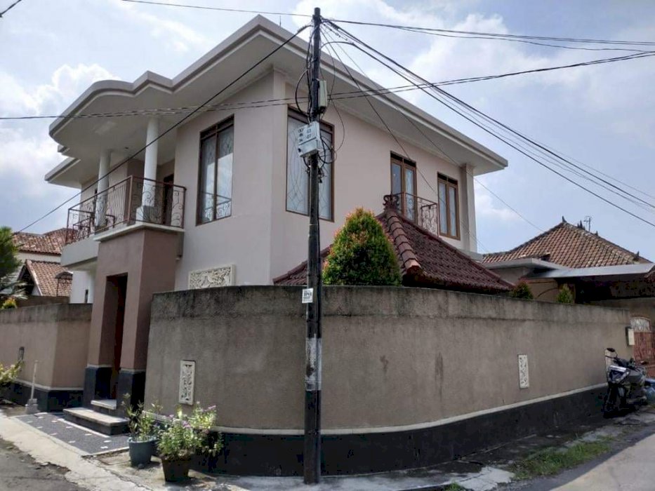 RUMAH MEGAH LANTAI 2 SIDEKARYA DENPASAR SELATAN