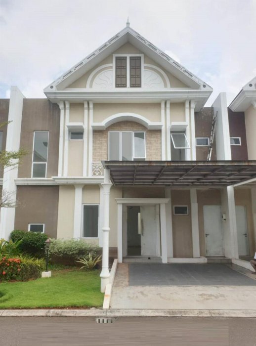 Rumah siap huni 2 lantai luas 10x17 170m Type 4KT Cluster Thames JGC Jakarta Garden City Cakung
