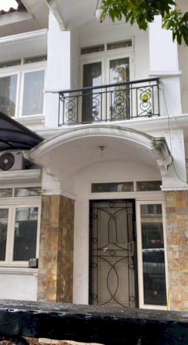 Rumah di gading nirwana siap huni luas 6x17 102m2 type 3KT Kelapa Gading Jakarta Utara