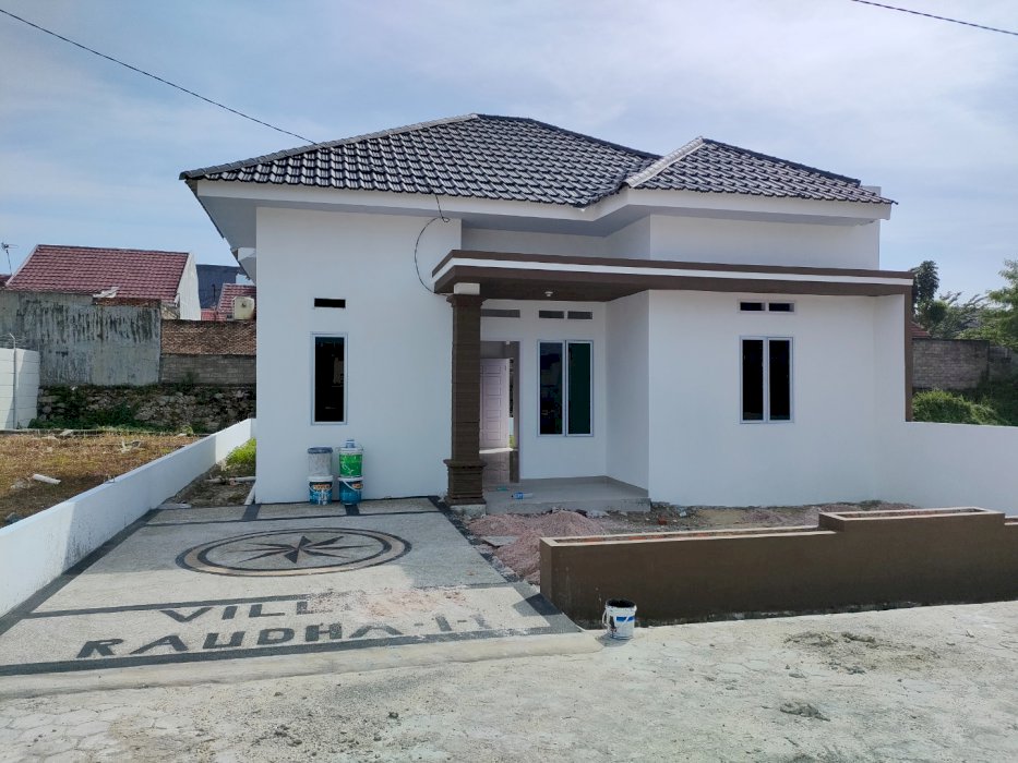 HUNIAN DENGAN NILAI INVESTASI TINGGI RUMAH CLLUSTER DI JALAN DELIMA