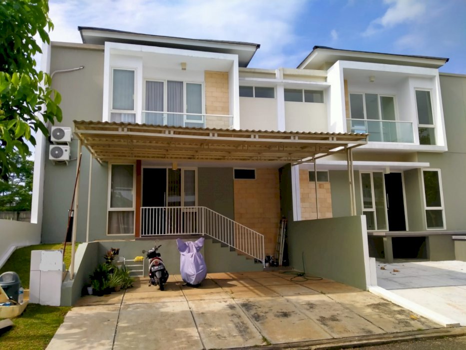 rumah mewah 2lt ivy park citraland BSB siap huni