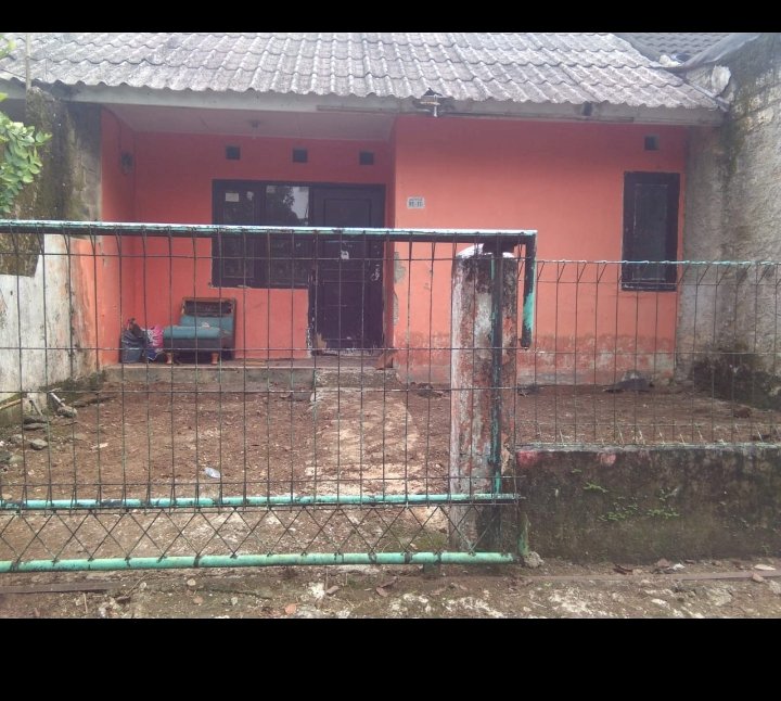 Jual Rumah Lama depan rumah ada lahan bisa dikelola