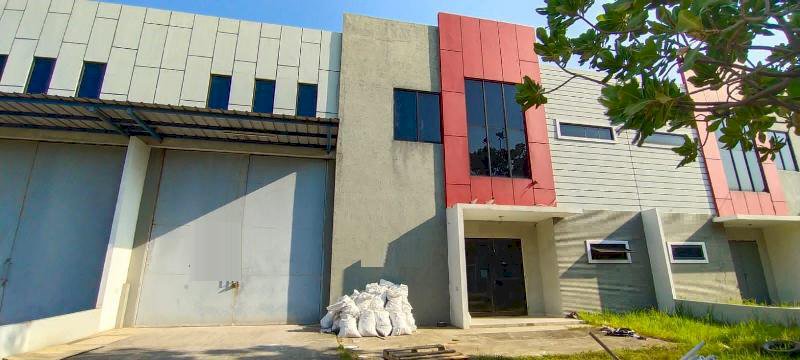 Gudang Marunda Center siap pakai luas 15x40 600m2 Tarumajaya Bekasi