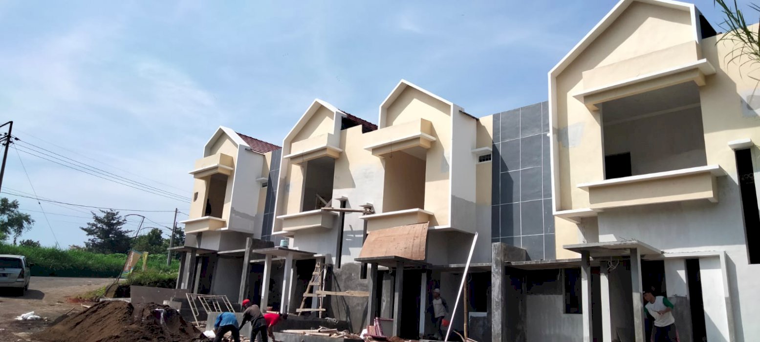 Rumah Siap Huni Poros Jl Raya Dau Batu Cocok Buat Usaha Hanya 4 Unit