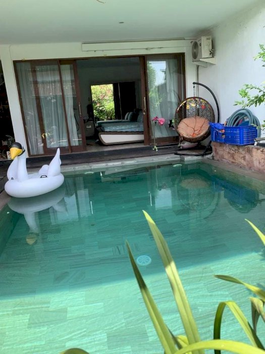 SEMI VILLA ISI KOLAM RENANG DEKAT GATSU BARAT DENPASAR