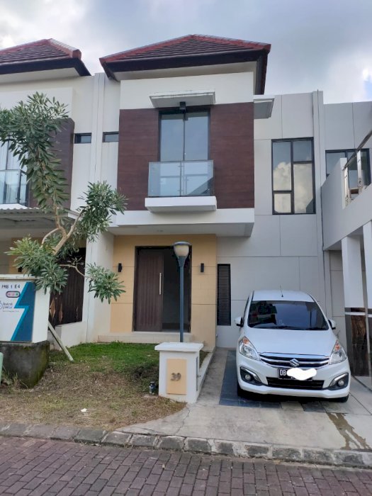 DIJUAL CEPAT Rumah Holland Village Manado