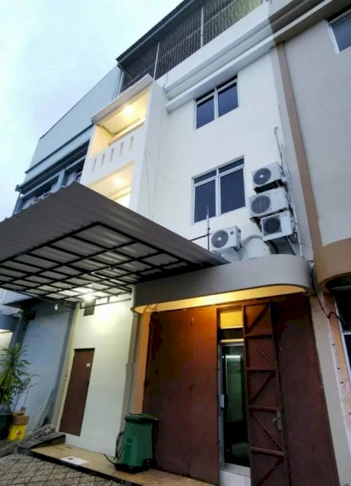 Ruko  4lt siap pakai luas 6,5x13 87m2 Kelapa Gading Jakarta Utara