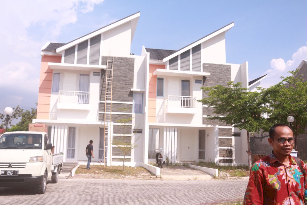 RUMAH MEWAH CLUSTER HANYA 03 MENIT KE JL JENDERAL SUDIRMAN PEKANBARU