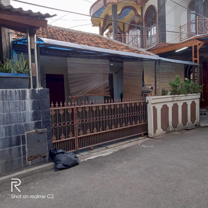 DIJUAL CEPAT RUMAH 2 LANTAI UKURAN 7x16+ DI JAKARTA BARAT 5 KT dan 2 KM
