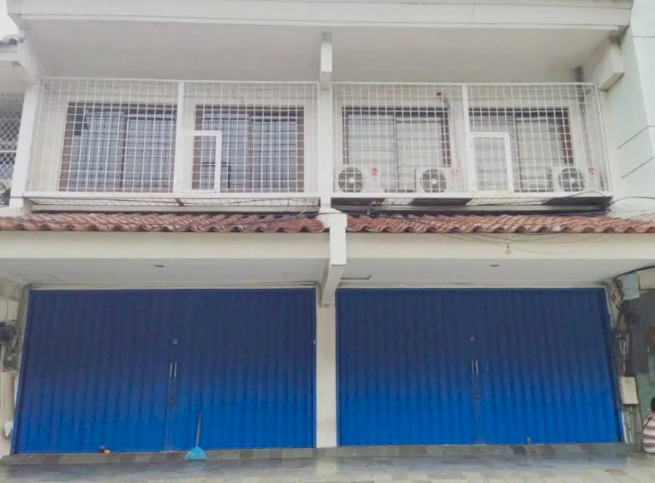 Ruko siap pakai luas 4,5x15 Hibrida Raya Kelapa Gading Jakarta Utara