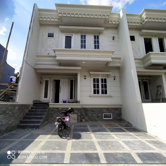 Dijual Rumah Cluster Mewah di Cilandak KKO Jakarta Selatan
