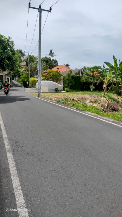 Dijual tanah Canggu Berawa Bali. JLn utama Batur sari Canggu