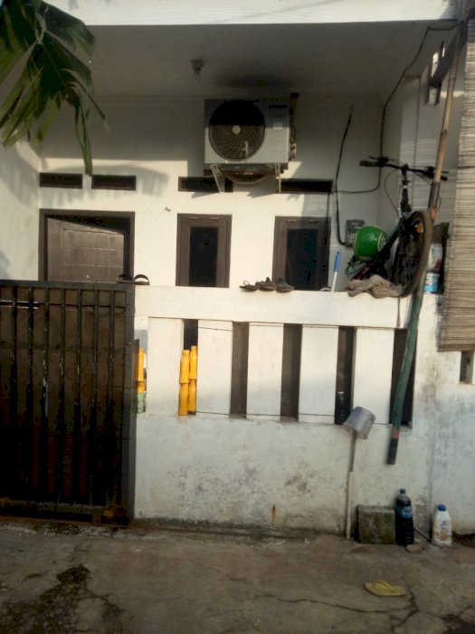 JUAL RUMAH KONTRAKAN 1 PINTu  3 PETAK
