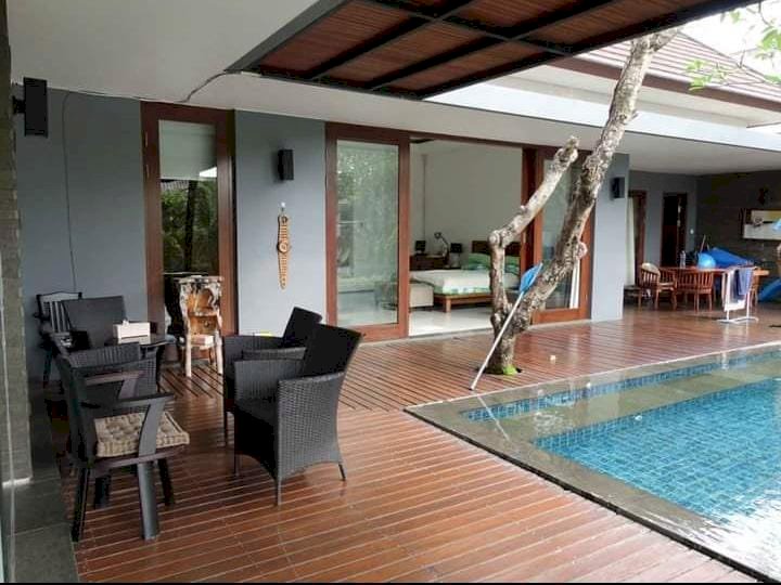 Dijual rumah Semi villa DENPASAR barat Bali