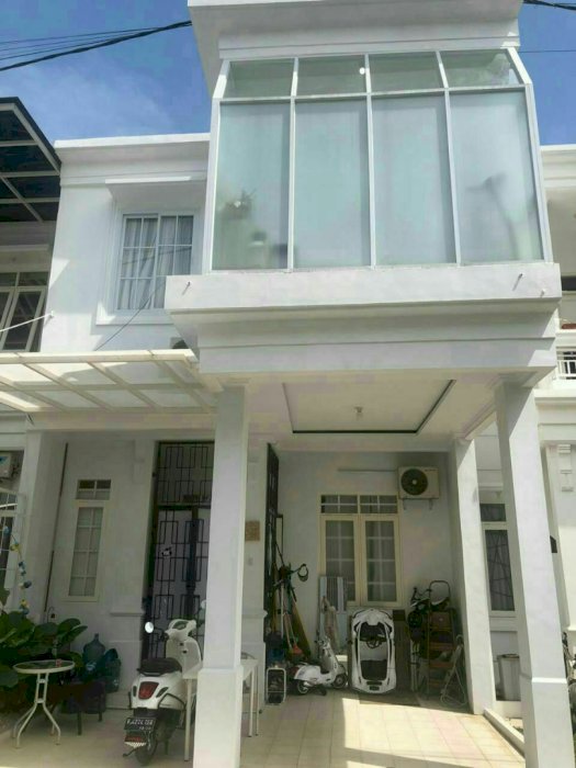 Dijual Rumah Secondary  Full Renovasi Di Duren Sawit Jakarta Timur