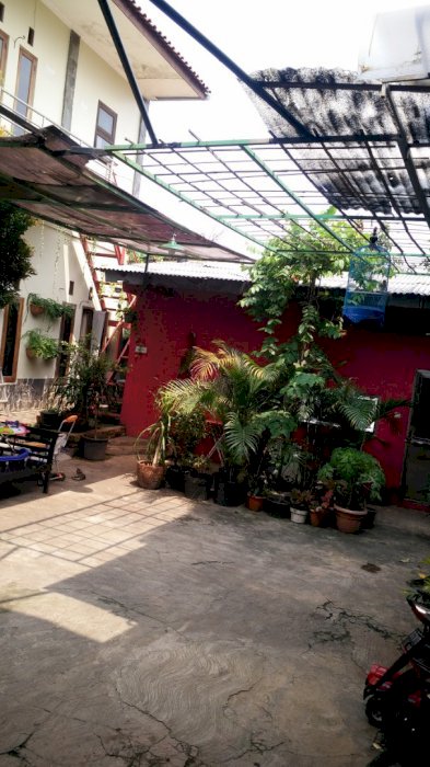 Butuh Uang Jual Cepat Rumah Halaman garasi parkir Luas