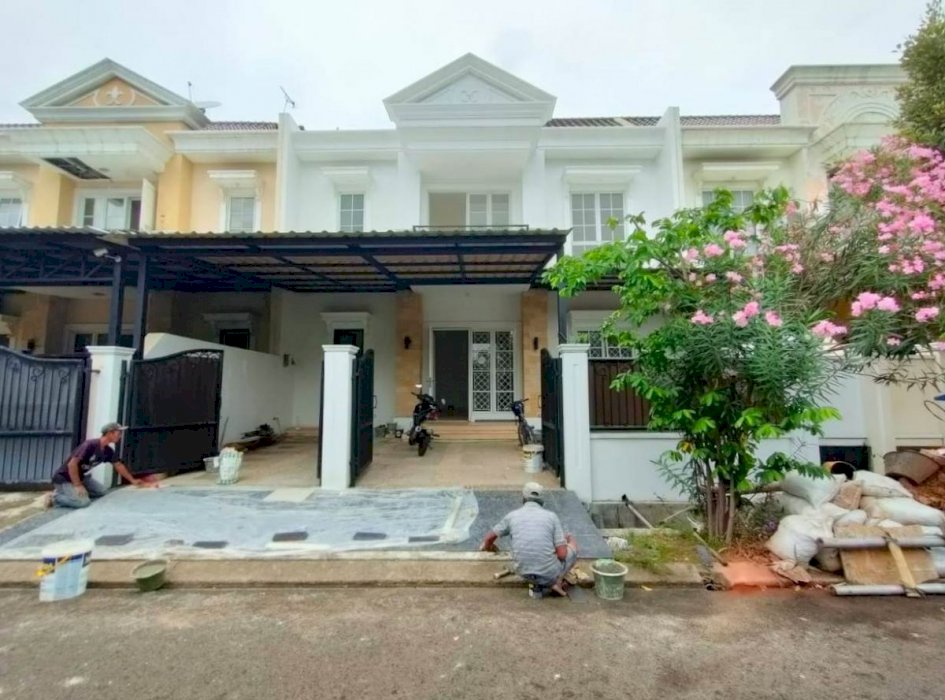 Rumah 2lt siap huni luas 10x13 130m2 Royal Residence Cakung Jakarta