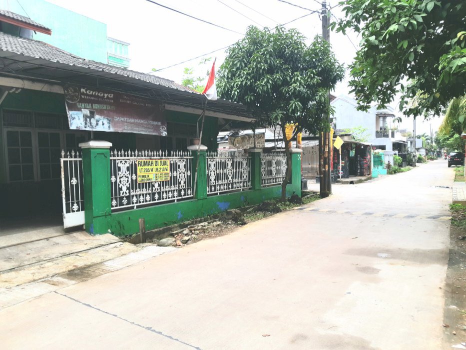 Rumah 4 kamar 2 lantai rawalumbu bekasi