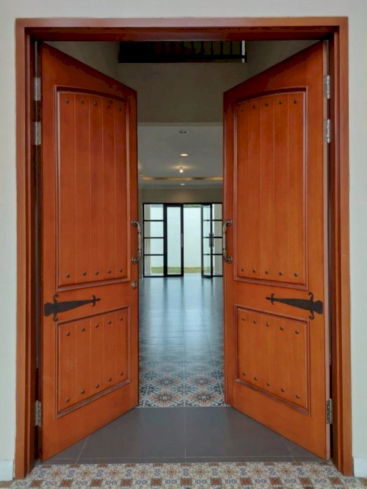 Dijual Rumah Baru 2 Lantai , Gaya Maroko di Cilandak , Jakarta Selatan