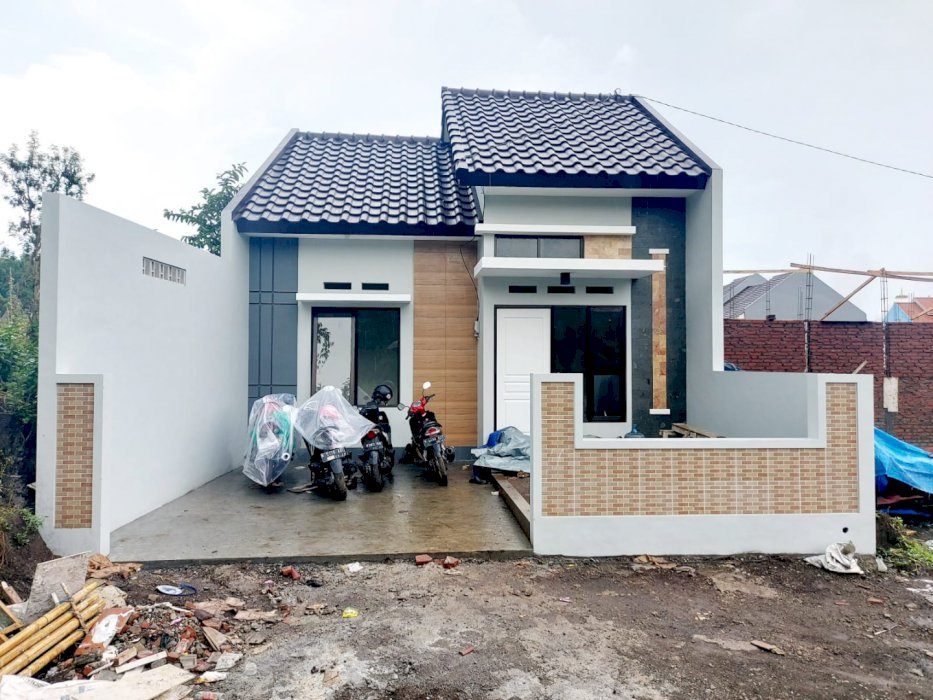 Rumah Cantik Minimalis Lokasi Strategis Hanya 200 Meter Ke Kota Batu