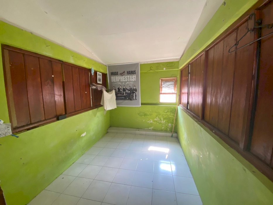 DAHSYATT, KOST Murahh Barat Kampus UGM di Yogyakarta