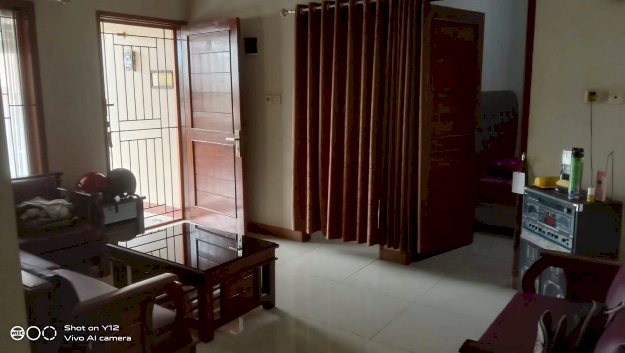Dijual Rumah Bagus di Taman Kopo Katapang