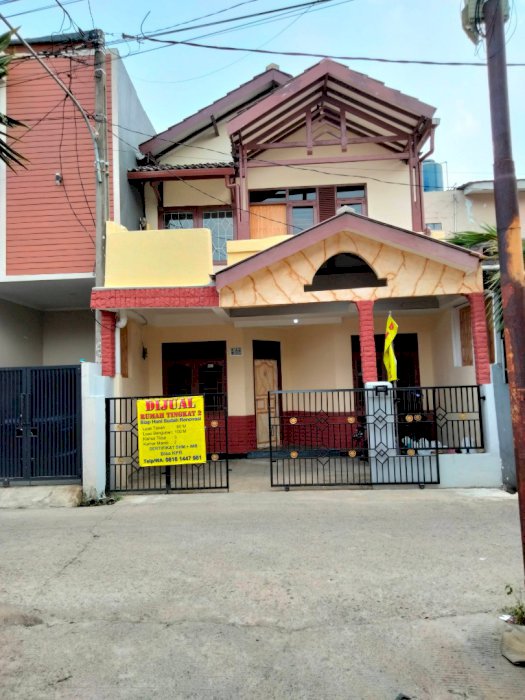 DIJUAL RUMAH Cantik Siap Huni Tingkat 2 Lantai Di Depok Timur