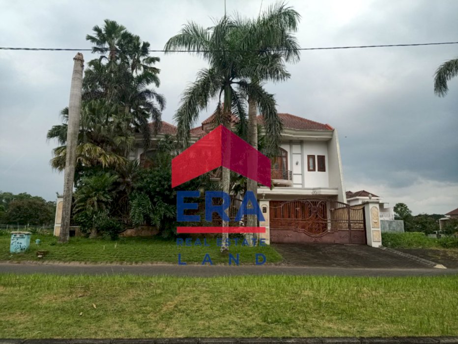 Dijual Rumah Mewah Raya Golf Utama Raya Golf Utama Blimbing, Malang
