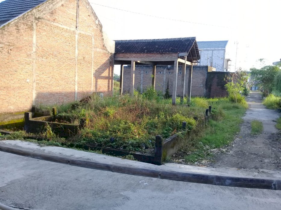 DIJUAL TANAH YANG SUDAH DI FONDASI