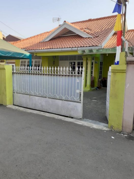 Rumah siap huni luas 307m2 Type 4KT Cipinang Melayu Jakarta Timur