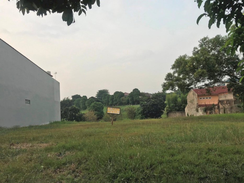 Tanah 781 m (21x37) Jalan Depan Lebar di Komp Bukit Cinere Indah