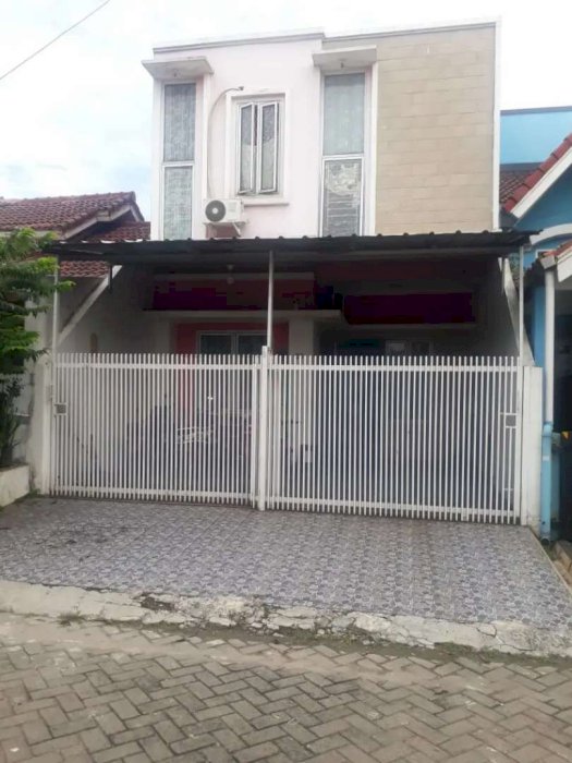 Dijual CEPAT Rumah 2 lantai Di Taman Royal 2 Tangerang Kota,NEGO!!