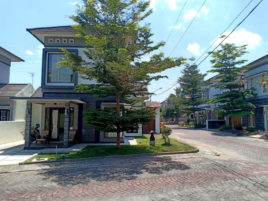 Banting Harga Krn BU Rumah Mewah Dlm Perumahn Elit di Palagan