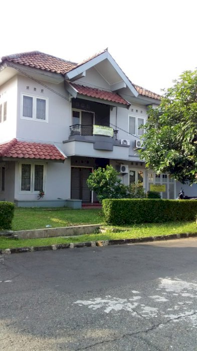 Dijual Rumah Strategis di Lippo Cikarang, Bekasi, Jawa Barat