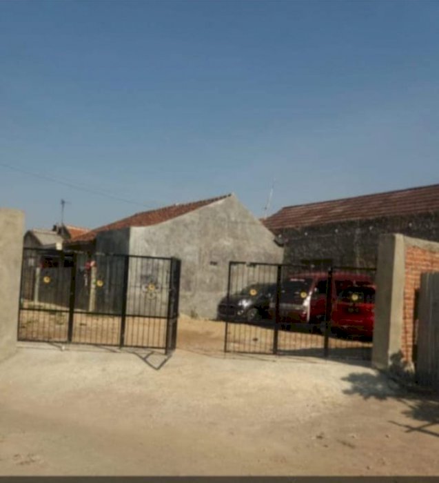 Di jual SEGERA Tanah Parkiran mobil Luas 292 m2 GRIYA PATARUMAN ASRI