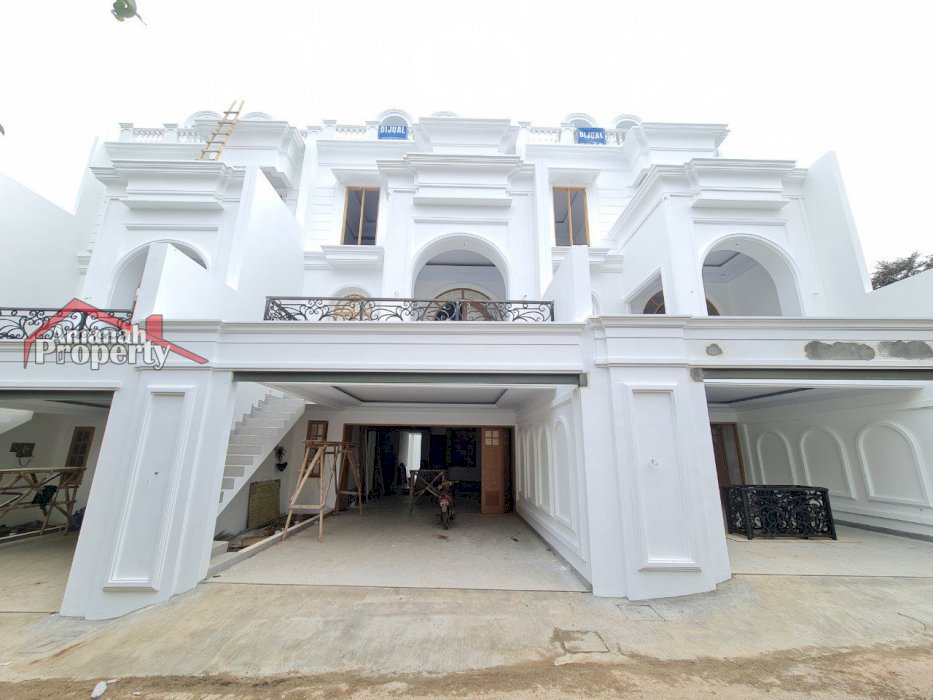 Rumah Private Pool Dekat Cilandak KKO Jagakarsa, Jakarta Selatan